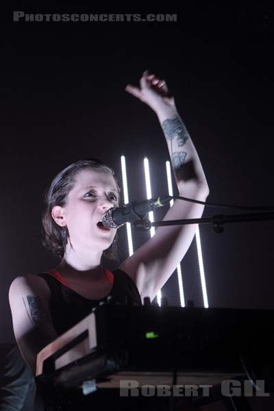 ANNA AARON - 2014-03-22 - PARIS - CentQuatre - Salle 200 - 